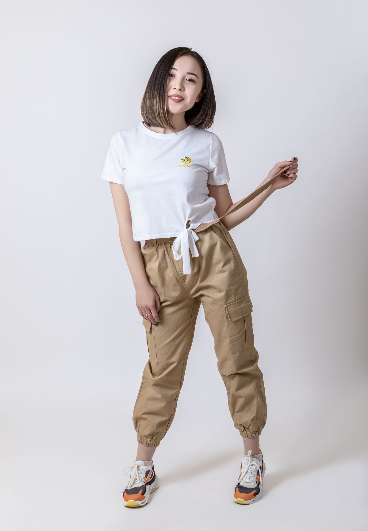 Pantalón cargo beige Sahara