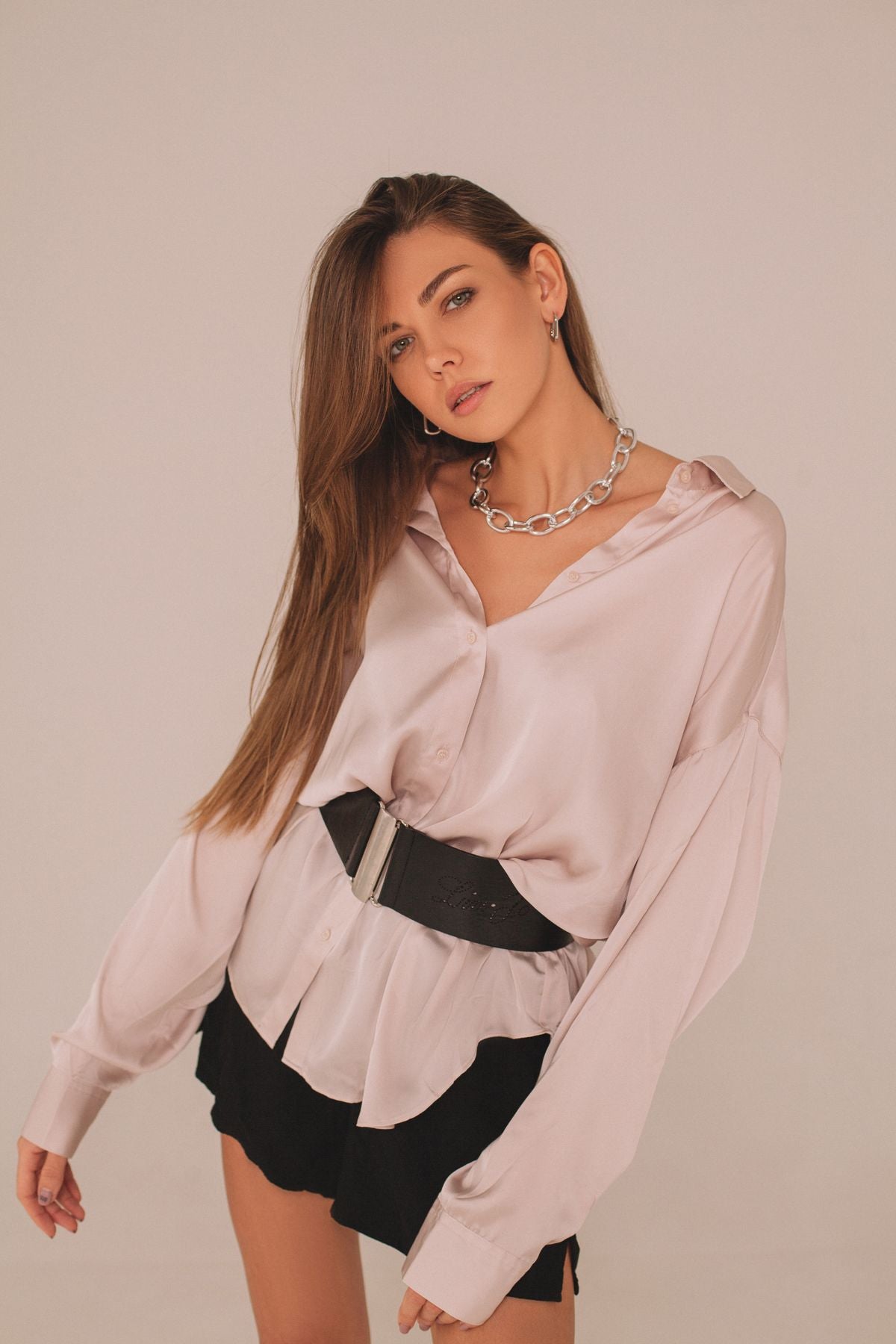 Blusa blanca clásica Camille