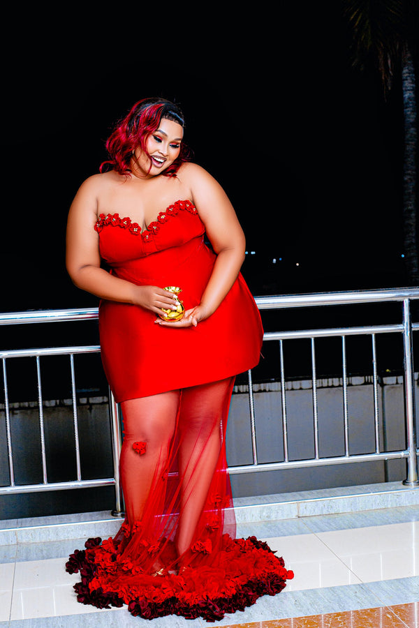 Vestido de noche rojo en tallas curvy